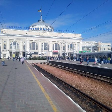 Двухкомнатная Квартира Лофт В Центре Одессы Новострой Рядом С Вокзалом 5 Минут До Дерибасовской И Аркадии Odessza Kültér fotó